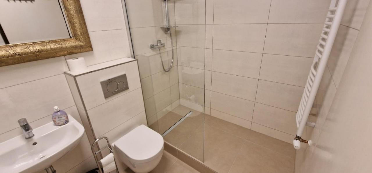 City Apartment Cologne-Weiden מראה חיצוני תמונה